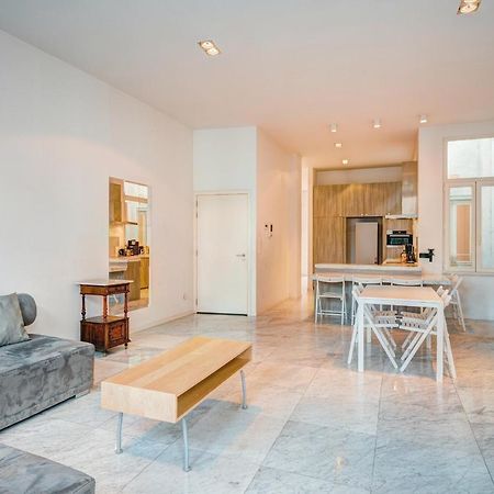 Three Bedroom Marble Apartment In The Heart Of Anvers Extérieur photo